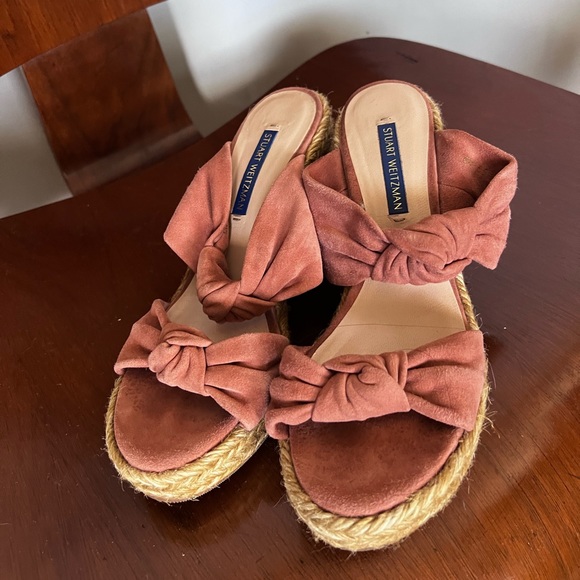 STUART WEITZMAN open toe suede platform with knot detail in blush - Picture 5 of 7